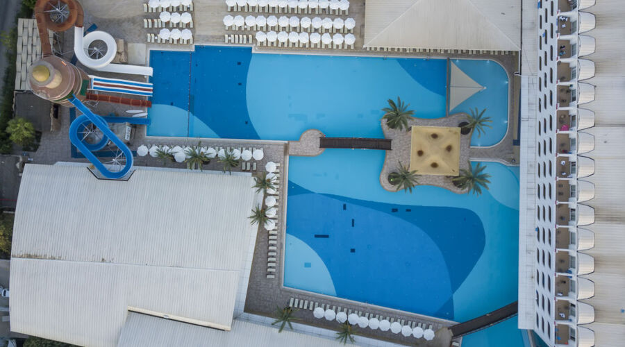 Transatlantik Hotel & Spa  5*