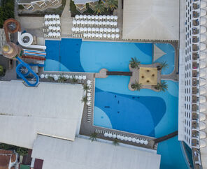 Transatlantik Hotel & Spa  5*