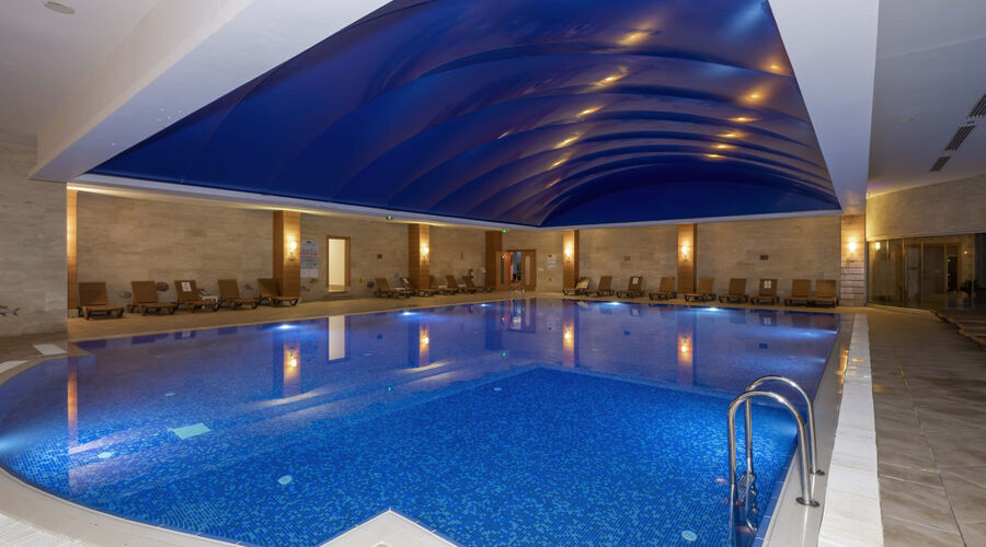 Transatlantik Hotel & Spa  5*