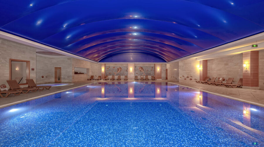 Transatlantik Hotel & Spa  5*
