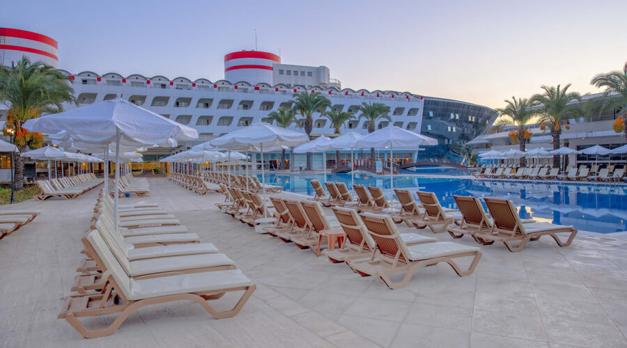 Transatlantik Hotel & Spa  5*