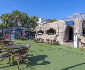 Transatlantik Hotel & Spa  5*