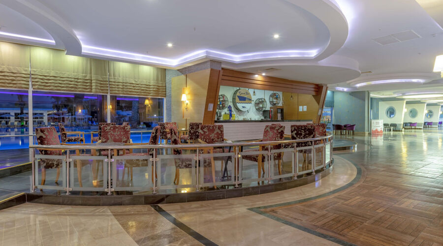 Transatlantik Hotel & Spa  5*