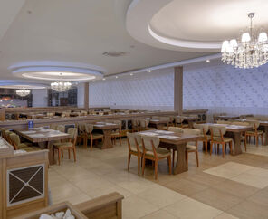 Transatlantik Hotel & Spa  5*