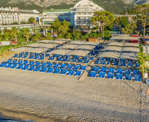 Transatlantik Hotel & Spa  5*