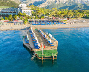 Transatlantik Hotel & Spa  5*