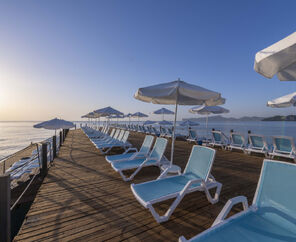 Transatlantik Hotel & Spa  5*