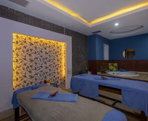 Transatlantik Hotel & Spa  5*