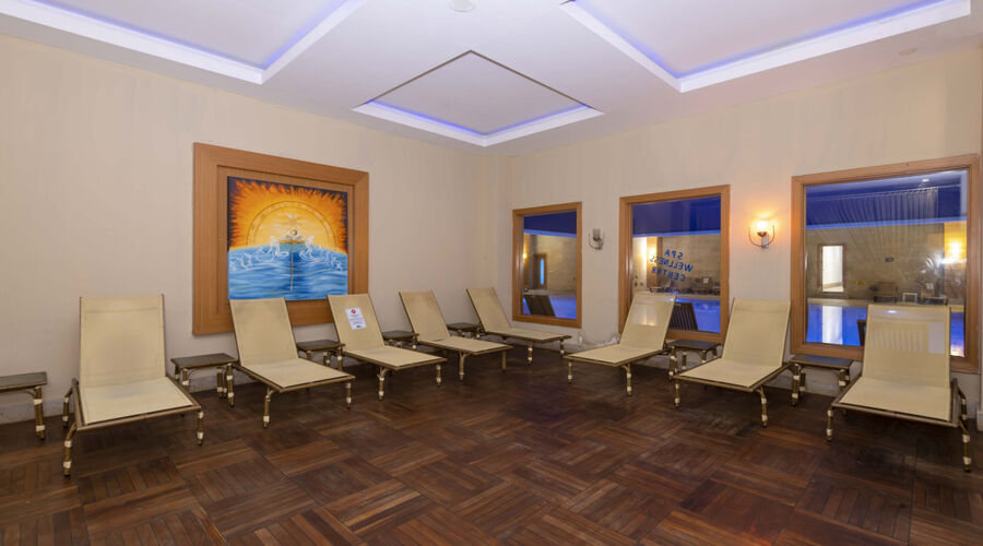 Transatlantik Hotel & Spa  5*