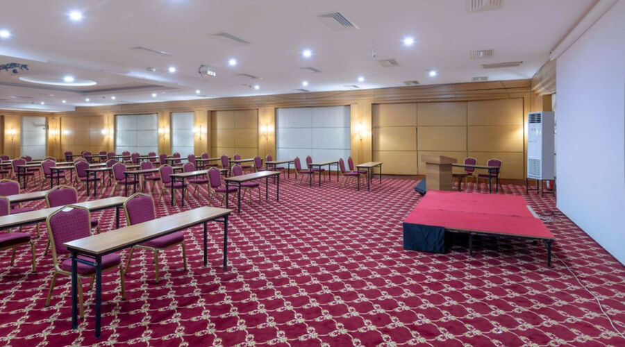 Transatlantik Hotel & Spa  5*