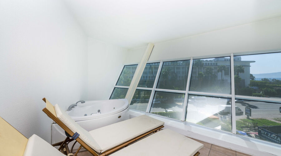 Transatlantik Hotel & Spa  5*