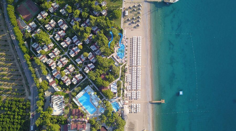 Pirate`s Beach Club  5*