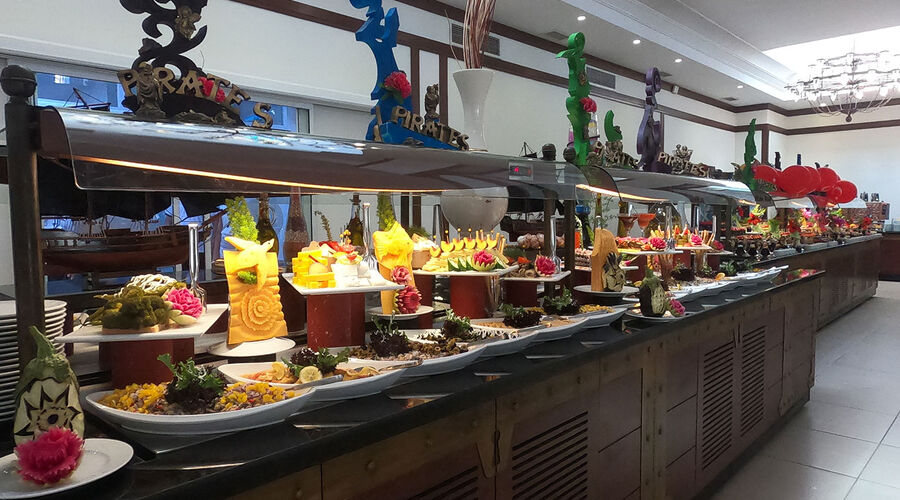 Pirate`s Beach Club  5*
