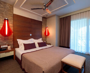 Pirate`s Beach Club  5*