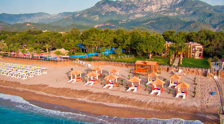 Pirate`s Beach Club  5*