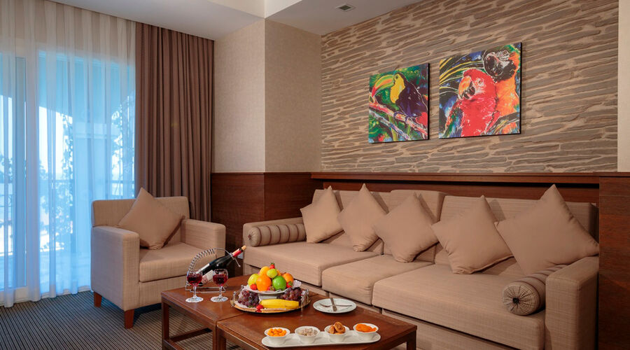Pirate`s Beach Club  5*