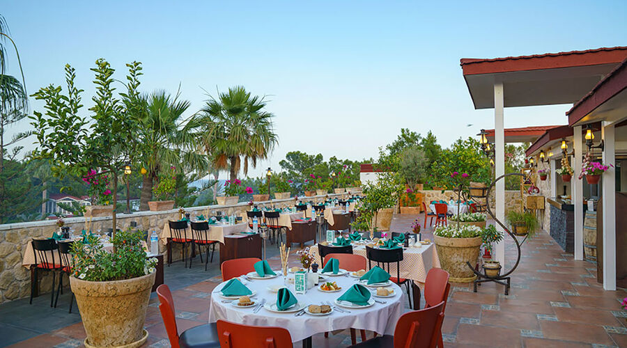 Pirate`s Beach Club  5*