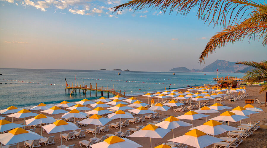 Pirate`s Beach Club  5*