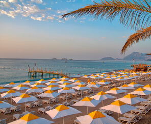 Pirate`s Beach Club  5*