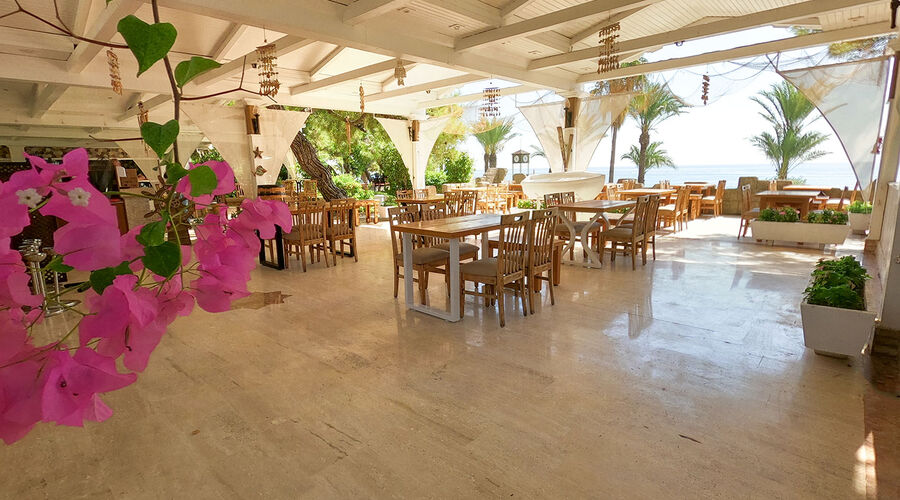 Pirate`s Beach Club  5*