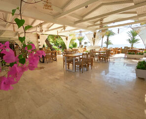 Pirate`s Beach Club  5*