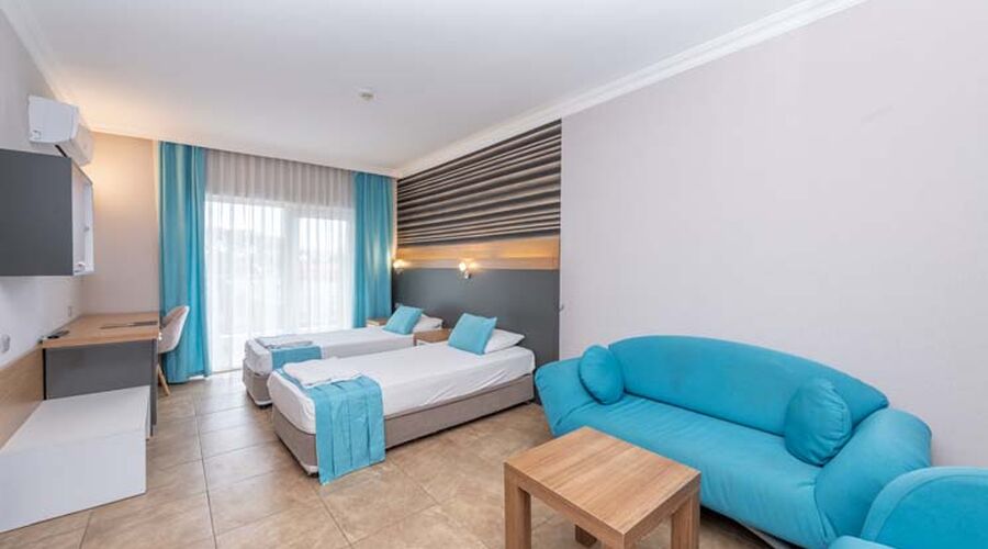 Club Hotel Sunbel  4*