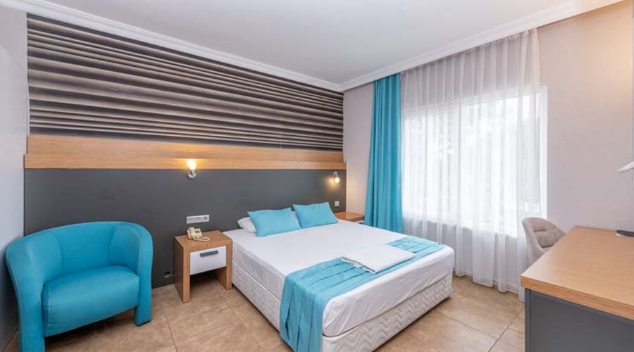 Club Hotel Sunbel  4*