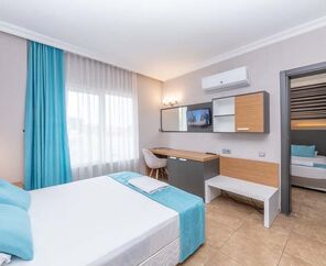 Club Hotel Sunbel  4*