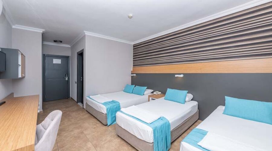 Club Hotel Sunbel  4*