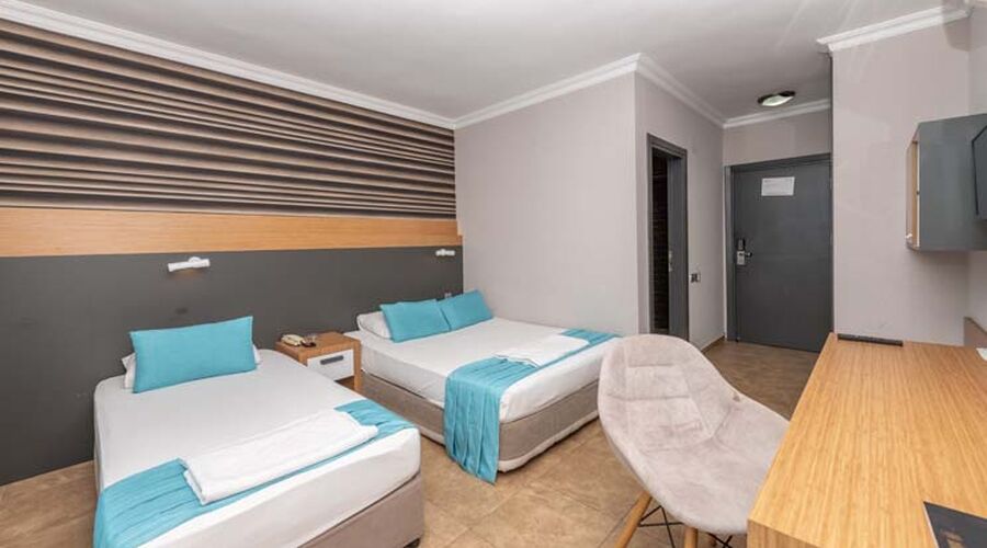 Club Hotel Sunbel  4*