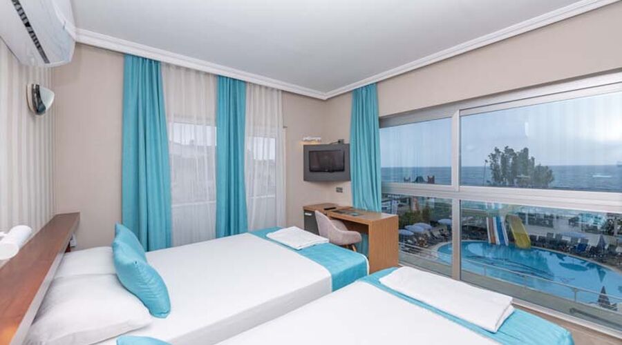 Club Hotel Sunbel  4*