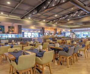 Club Hotel Sunbel  4*