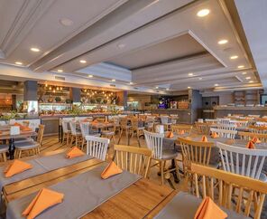 Club Hotel Sunbel  4*