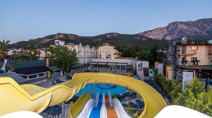 Club Hotel Sunbel  4*