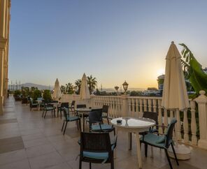 Jadore Deluxe Hotel & Spa   5*