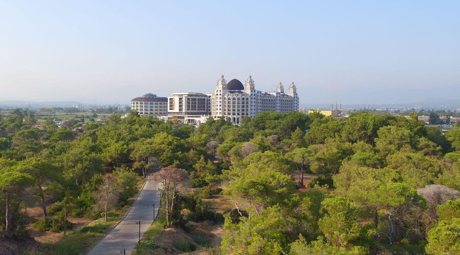 Jadore Deluxe Hotel & Spa   5*