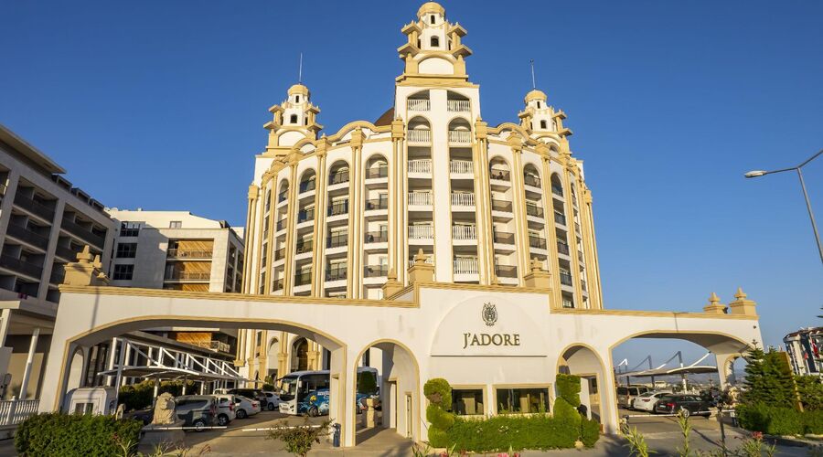 Jadore Deluxe Hotel & Spa   5*