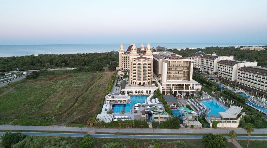 Jadore Deluxe Hotel & Spa   5*