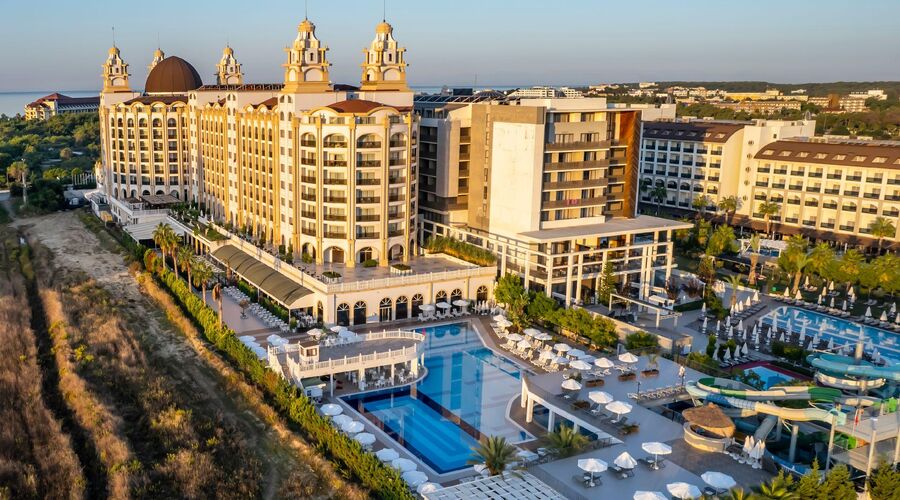 Jadore Deluxe Hotel & Spa   5*