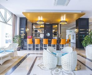 Jadore Deluxe Hotel & Spa   5*
