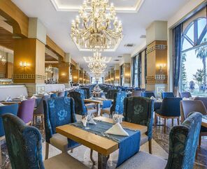 Jadore Deluxe Hotel & Spa   5*