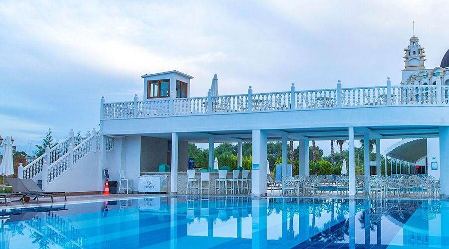 Jadore Deluxe Hotel & Spa   5*