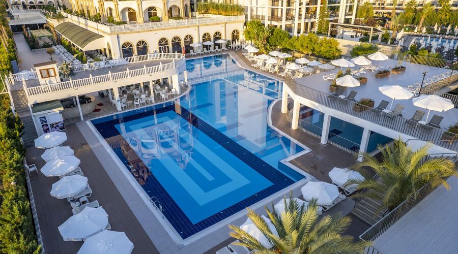 Jadore Deluxe Hotel & Spa   5*