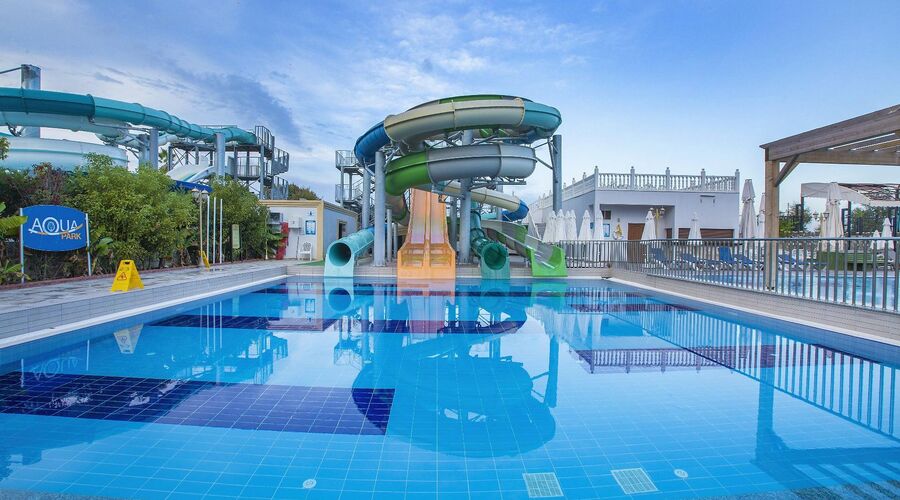 Jadore Deluxe Hotel & Spa   5*