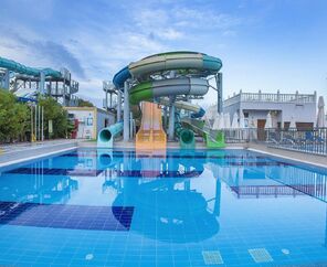 Jadore Deluxe Hotel & Spa   5*