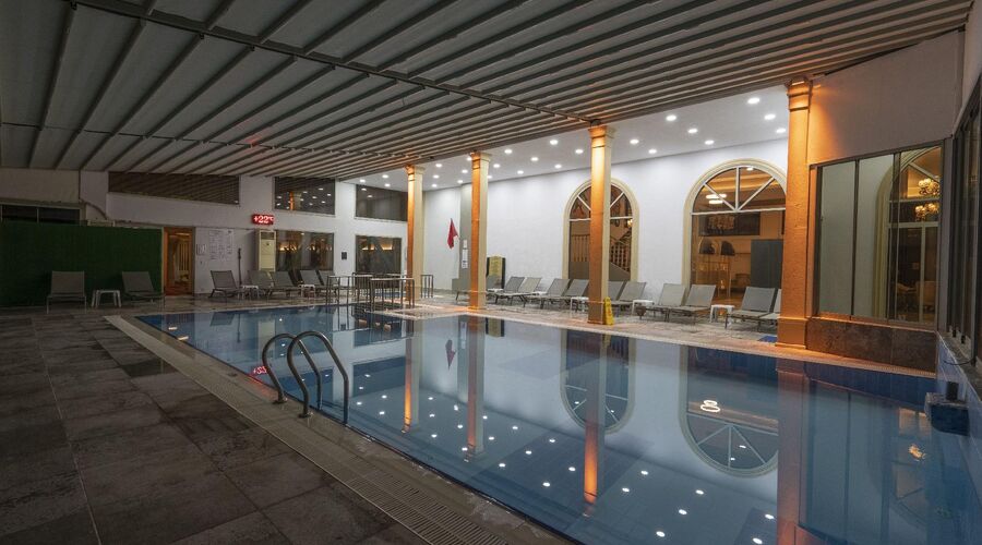 Jadore Deluxe Hotel & Spa   5*