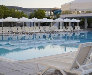 Jadore Deluxe Hotel & Spa   5*