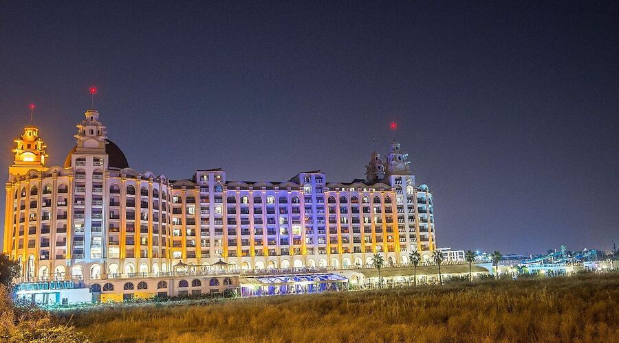 Jadore Deluxe Hotel & Spa   5*
