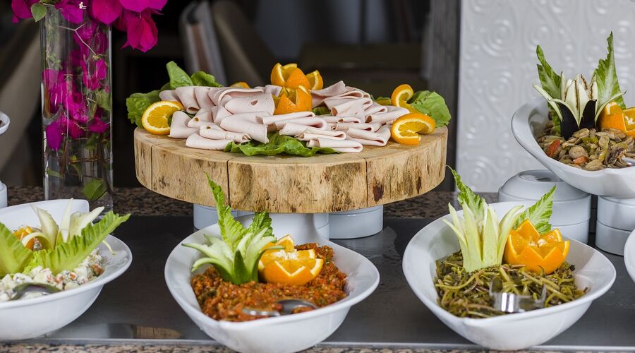 Dragut Point North Hotel  3*