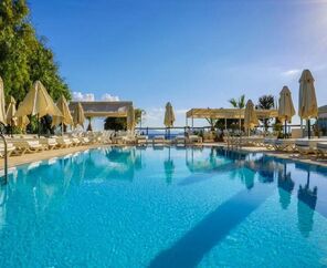 Dragut Point North Hotel  3*